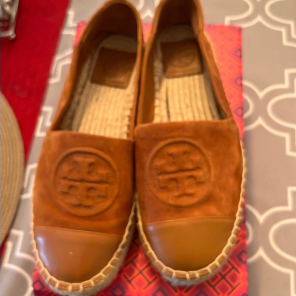 Tory Burch espadrilles, leather, size 6